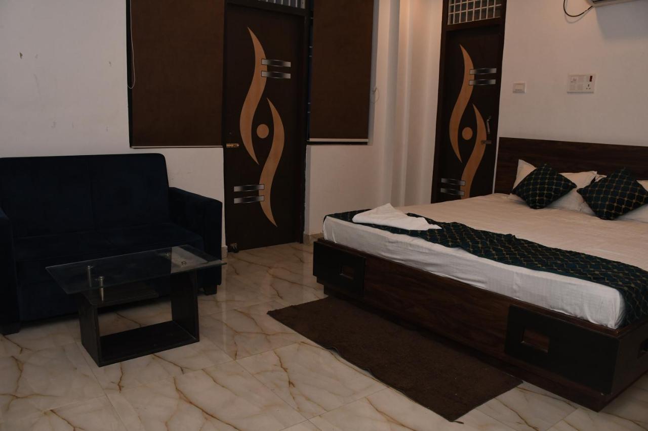 Hotel Vista Palace Patna  Exteriör bild
