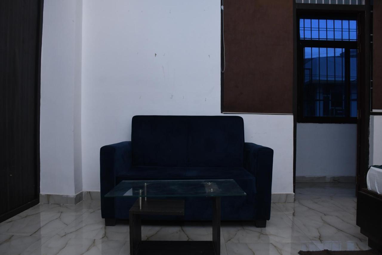 Hotel Vista Palace Patna  Exteriör bild